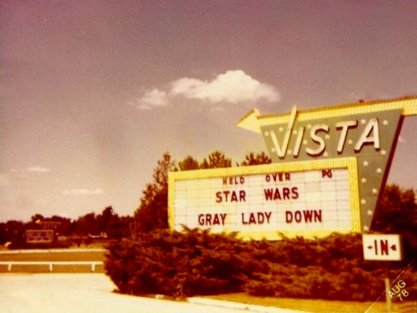 Vista Drive-In Theatre - Vista Mikequick Aug1978 (newer photo)